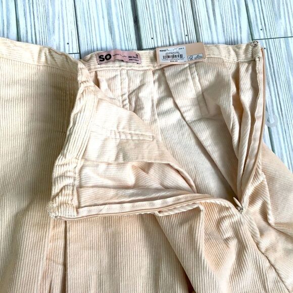 NWT NEW So Goods for Life Junior Pleated English Cream Corduroy Mini Skirt - Picture 7 of 16